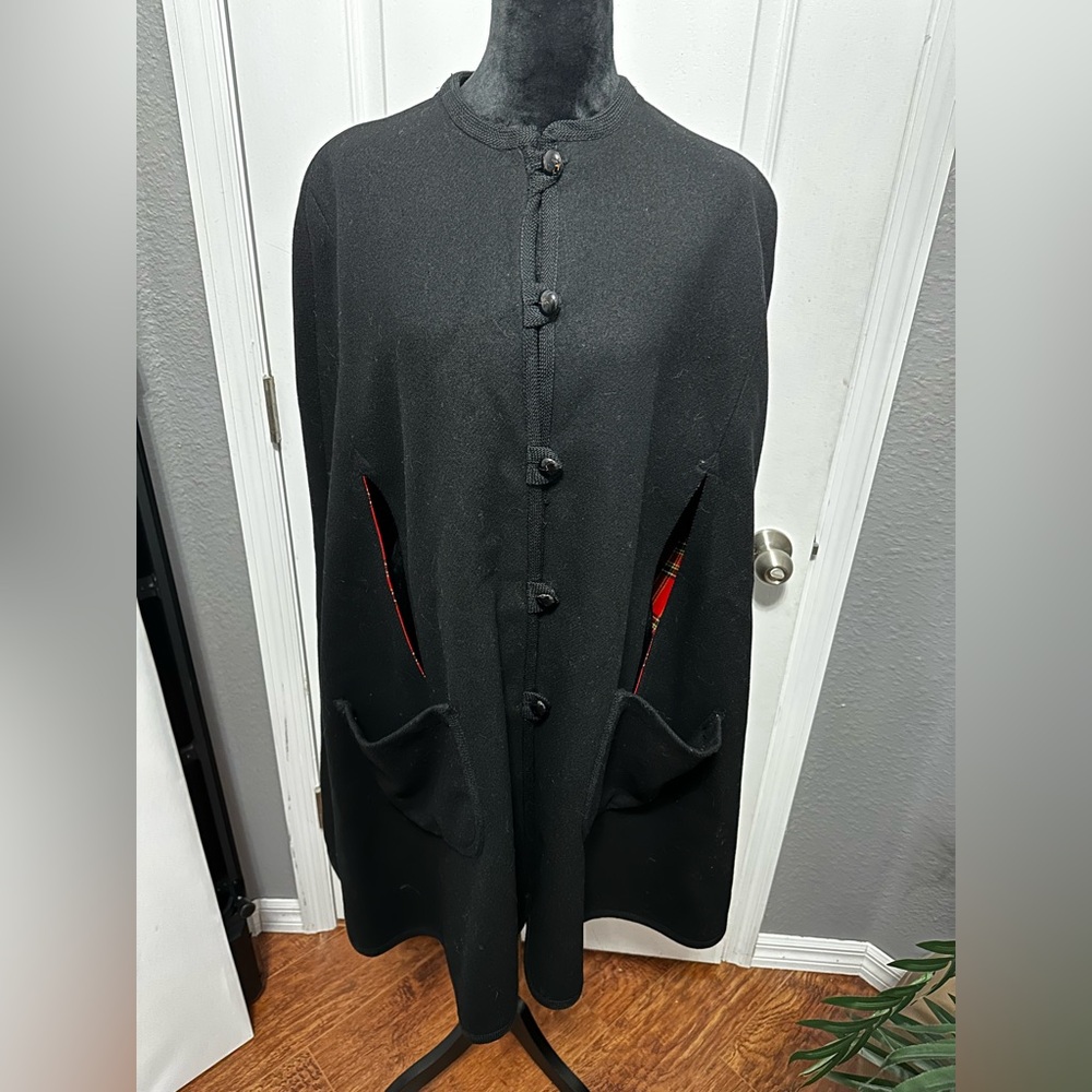 Pendleton Reversible Cape Coat Red Plaid Black Os… - image 1